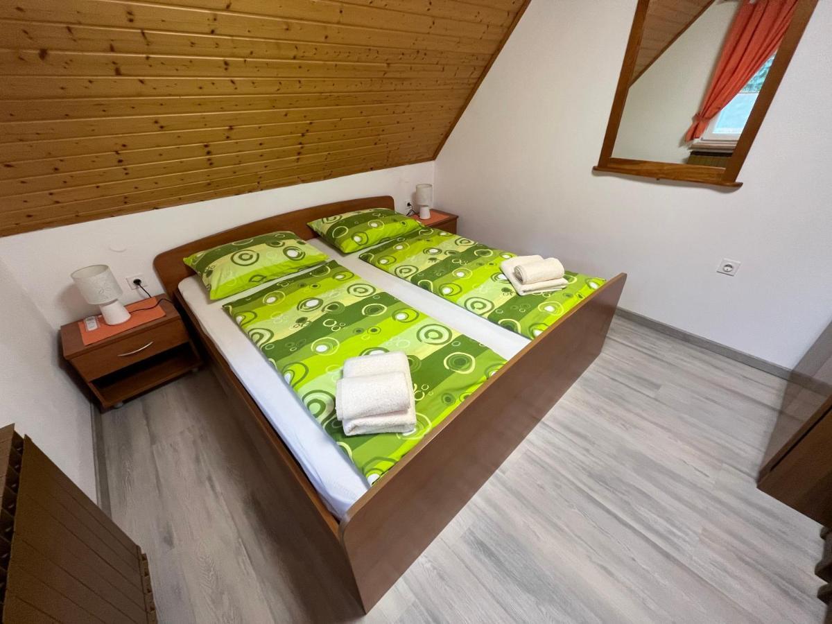 Apartmaji In Sobe Cuder Soča Eksteriør billede
