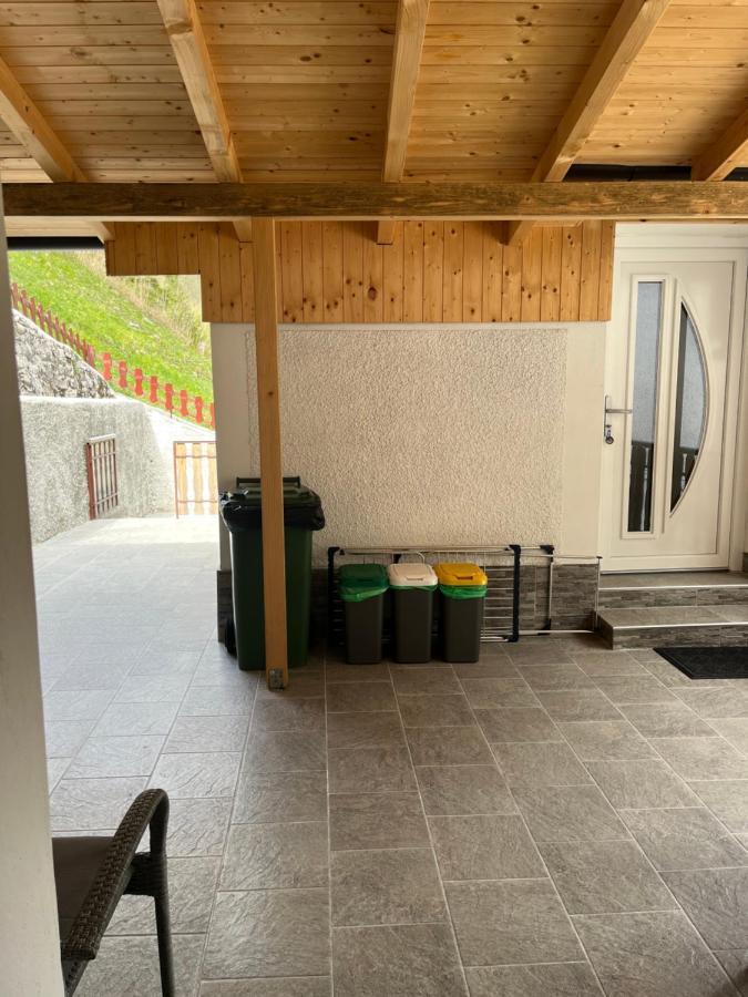 Apartmaji In Sobe Cuder Soča Eksteriør billede