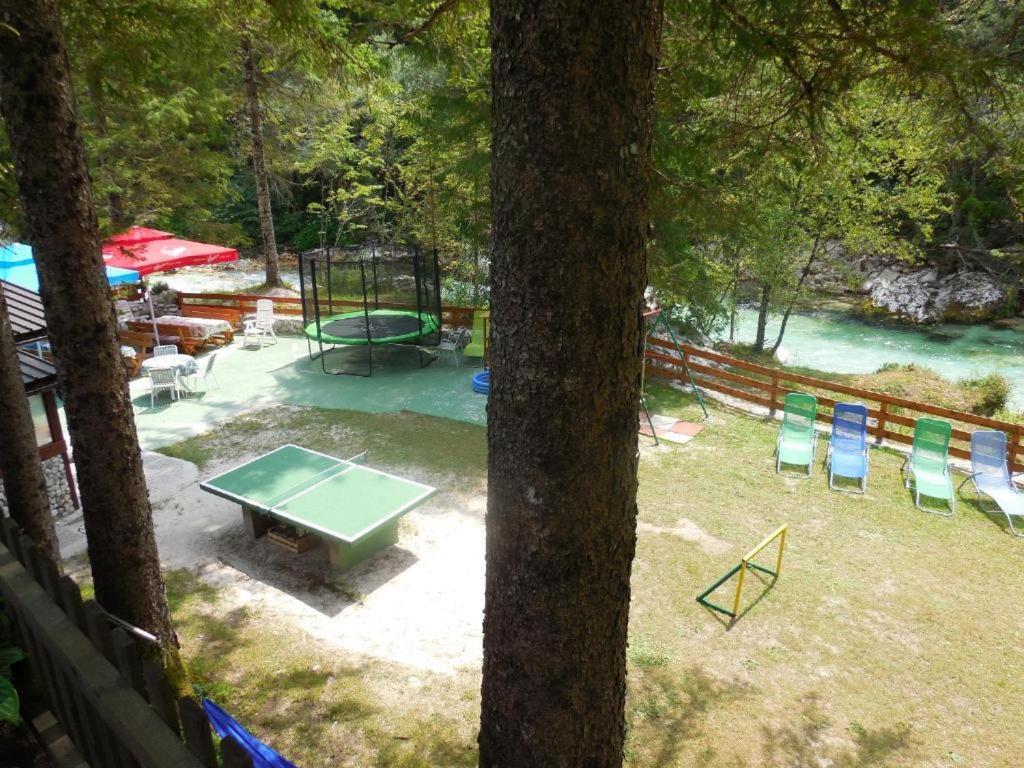 Apartmaji In Sobe Cuder Soča Eksteriør billede