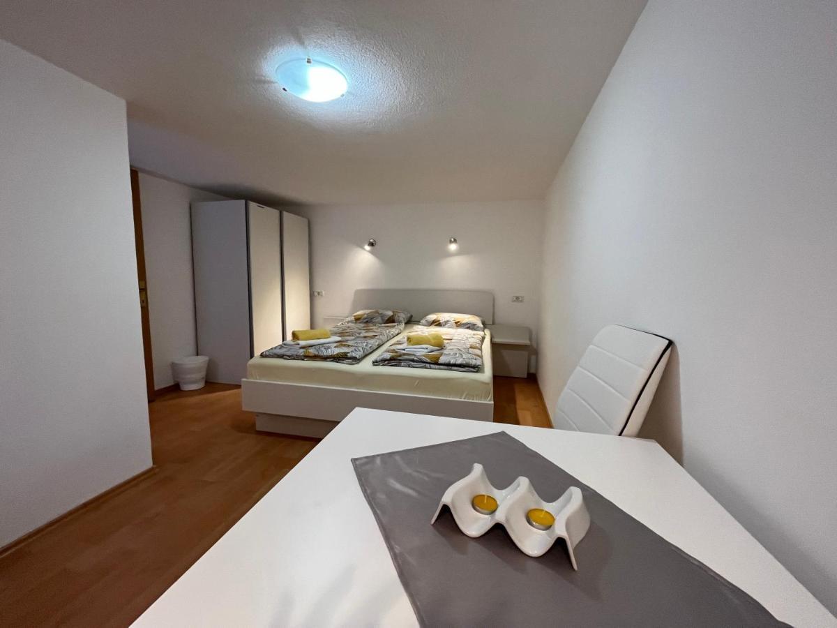 Apartmaji In Sobe Cuder Soča Eksteriør billede